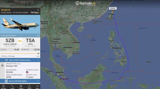 Pelosis Flug nach Taiwan im Internet