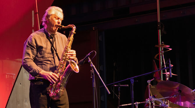 Jan Garbarek im Echaz-Hafen.  FOTO: GISEL