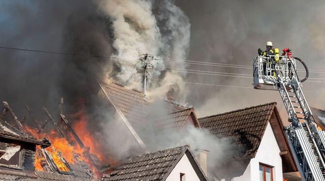 Sechs Wohnhäuser im Ortenaukreis stehen in Flammen