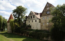 Das Kriminalensemble in Rottenburg ist an die ursprünglich doppelte Stadtmauer gebaut. Ganz rechts ist der Amannhof, das neue Mu
