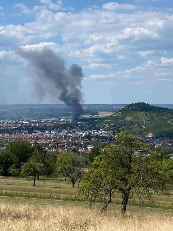 Rauchsäule Glems Brand Metzingen