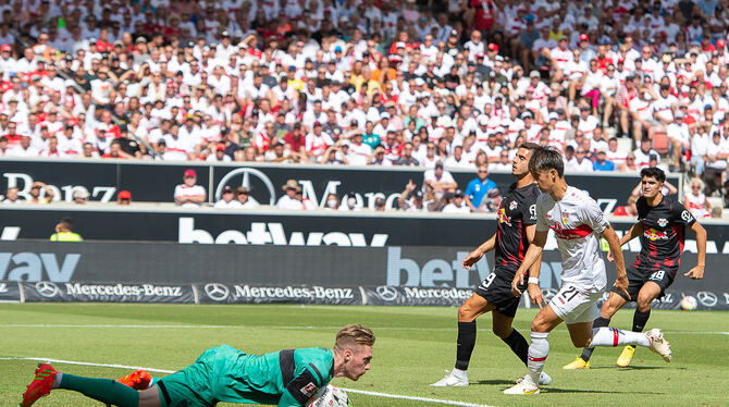 Wenn VfB-Torhüter Florian Müller in Bremen wieder acht Torchancen des Gegners vereitelt, könnte ein Sieg drin sein. FOTO: FRANK/