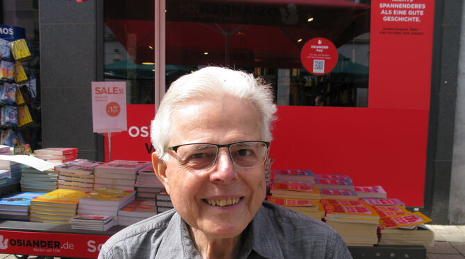 Klaus Gehrhäußer versucht, nicht so viel zu heizen.  FOTOS: HLOBIL