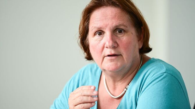 Theresa Schopper Theresa Schopper