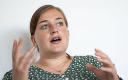 Grünen-Chefin will Kurswechsel bei Etat