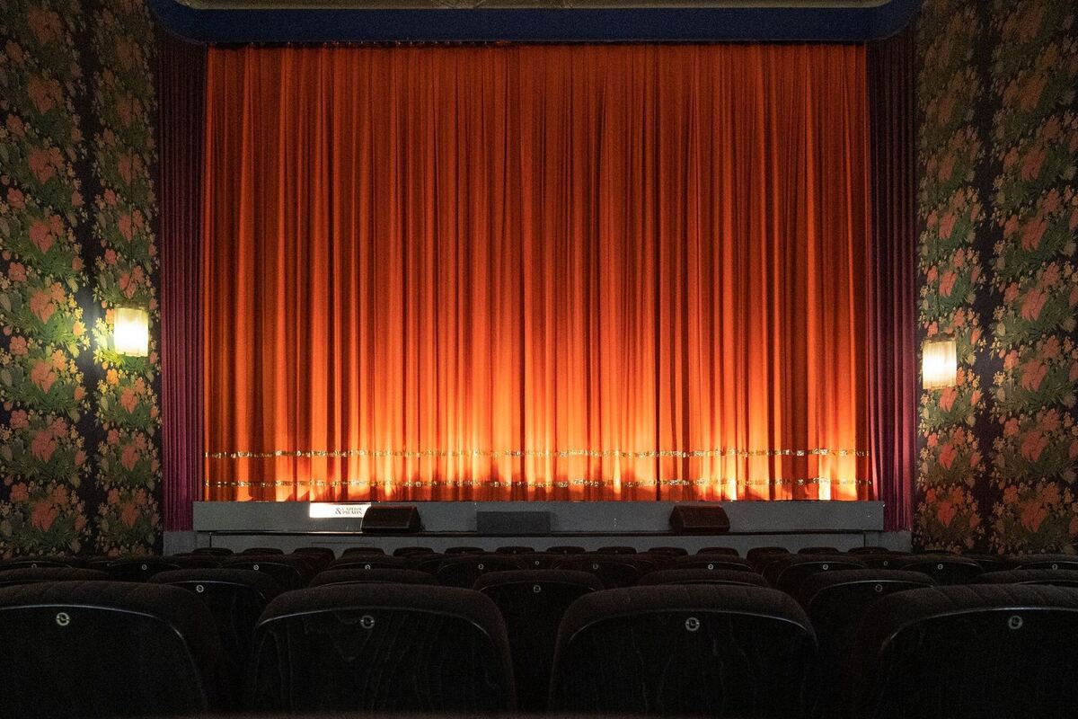 "Kino und Kirche" startet heute in den Mössinger Lichtspielen Kreis Tübingen Reutlinger