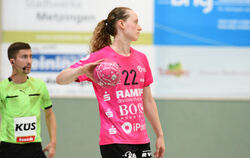 Nationalspielerin Maren Weigel (Bild), zusammen mit Julia Behnke die neue TuS-Mannschaftsführerin, fällt für das Auftaktspiel au