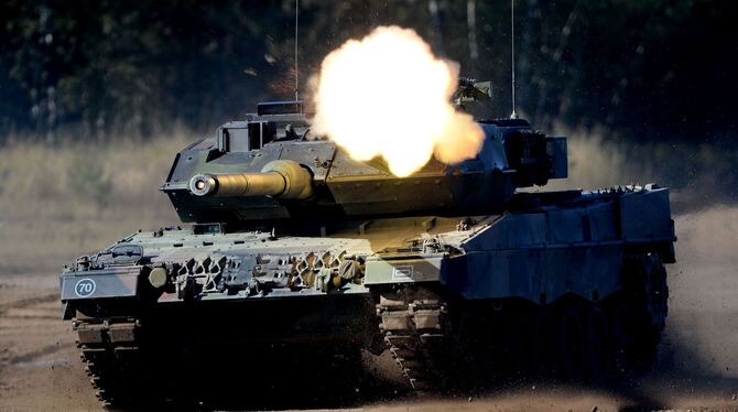 Kampfpanzer Leopard 2 Kampfpanzer Leopard 2