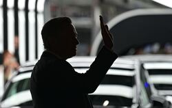 Tesla wegen Fahrassistenz-Software verklagt
