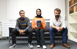 Dank der Initiative von Wolfgang Bauer (rechts) haben Maheedullah und Mokadasa die Ausreise aus Afghanistan geschafft.  FOTO: ZE