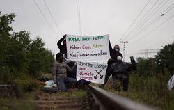 Aktivisten blockieren Kraftwerk Jänschwalde