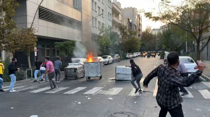 Proteste nach Tod von Mahsa Amini