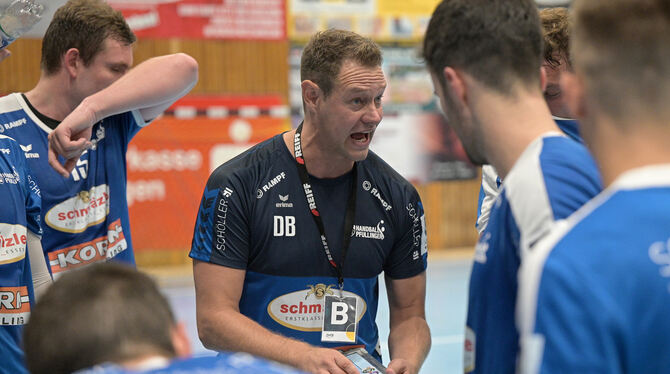 »Werden den Gegner auf keinen Fall unterschätzen«: VfL-Coach Daniel Brack.  FOTO: BAUR