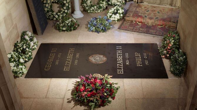 Grabplatte der Queen