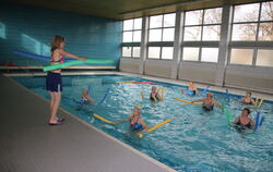 Noch läuft der Betrieb im Lehrschwimmbecken, wenn auch die Temperaturen angesichts der Energiekrise etwas gesenkt wurden.  FOTO: