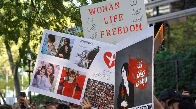 Proteste in New York nach dem Tod von Mahsa Amini