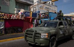 Militärpräsenz auf den Straßen in Mexiko