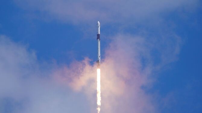 »Crew Dragon« zur ISS gestartet »Crew Dragon« zur ISS gestartet