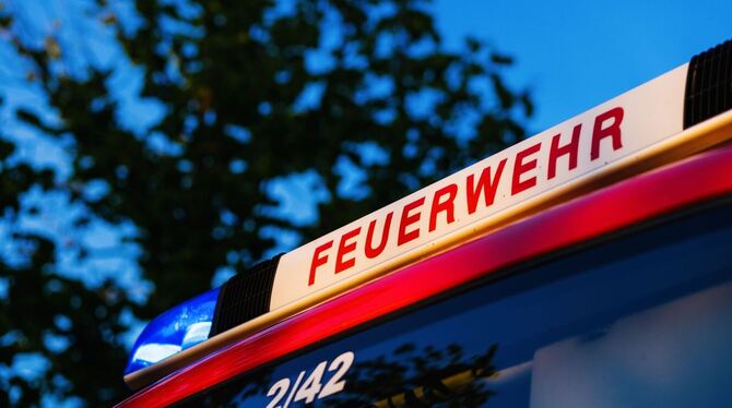 Einsatzfahrzeug der Feuerwehr Einsatzfahrzeug der Feuerwehr