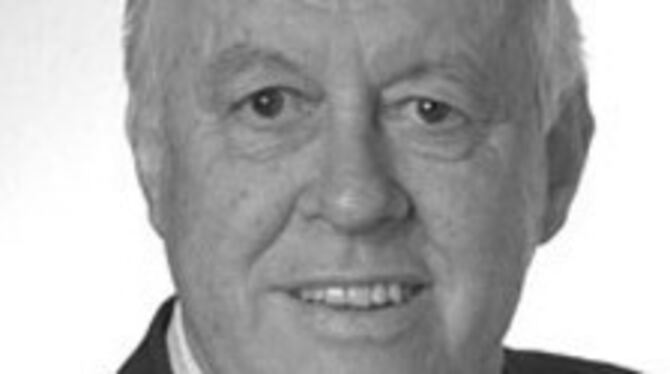 Dr. Dieter Kemmler, ehemaliger Vizepräsident der Industrie- und Handelskammer Reutlingen, ist mit 92 Jahren verstorben.