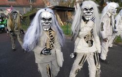 Narrenumzug Wilde Weiber Wannweil 2015