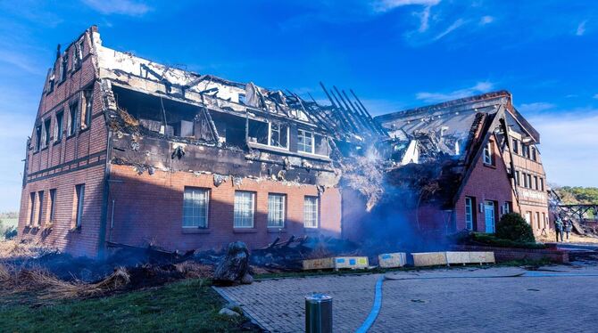 Flüchtlingsunterkunft abgebrannt