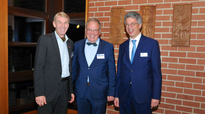 Nach zweijähriger coronabedingter Pause trafen sich Harald Herrmann, Präsident der Handwerkskammer, Oberbürgermeister Thomas Kec