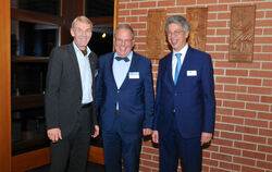 Nach zweijähriger coronabedingter Pause trafen sich Harald Herrmann, Präsident der Handwerkskammer, Oberbürgermeister Thomas Kec