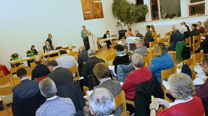 Die Bezirkssynode Bad Urach-Münsingen hat die Einrichtung einer 50-Prozent-Stelle für Popularmusik in der evangelischen Kirche b