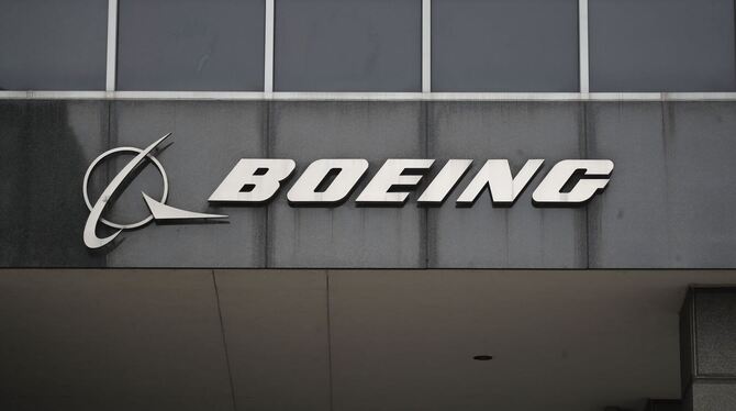 Boeing-Schriftzug