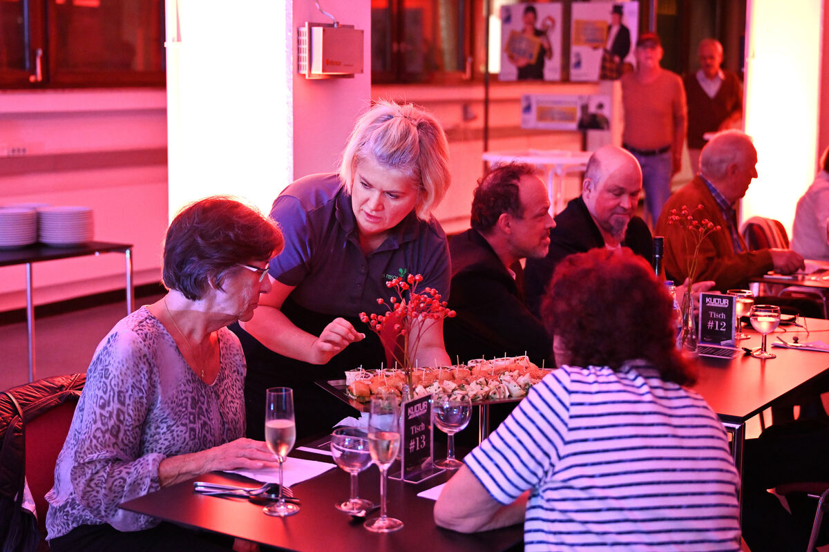 klein_fein_geheim_10_22_pieth_2