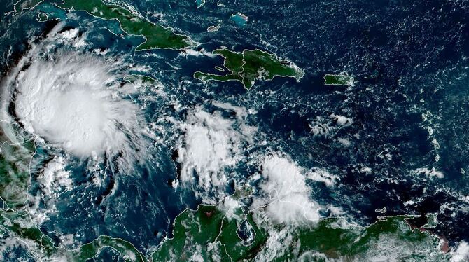 Hurrikanwarnung in der Karibik
