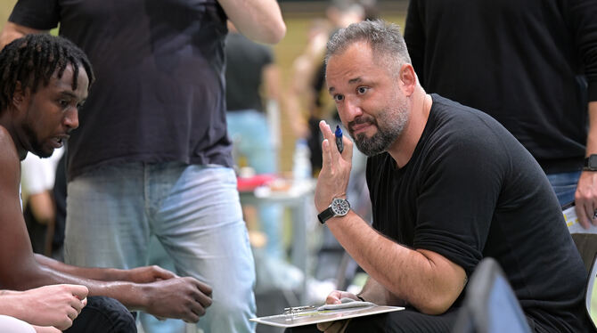 Hofft auf eine Kader-Erweiterung: TSG-Coach Vasilis Tsouknidis. FOTO: BAUR Hofft auf eine Kader-Erweiterung: TSG-Coach Vasilis Tsouknidis. FOTO: BAUR