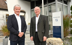 Stefan Schiller (links) und Michael Wenzel sind Geschäftsführer von Schiller Automation. Das Unternehmen in Sonnenbühl-Genkingen