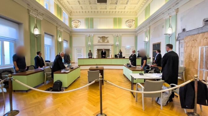 Mann ins Ausland entführt -  Prozess beginnt