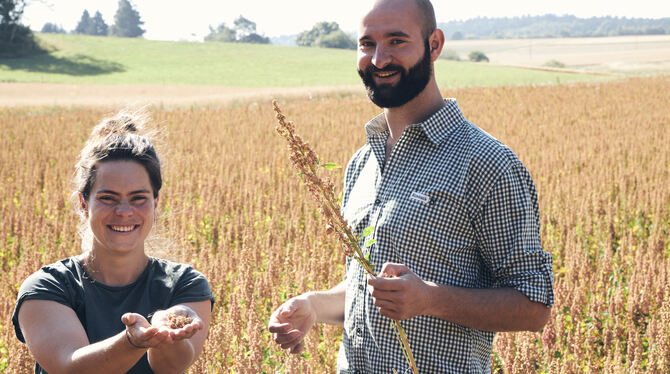 Alexandra Köhler und Josua Ehrhart spezialisieren sich auf Anbau und Vermarktung von Quinoa. Das Getreide liegt als »Superfood«