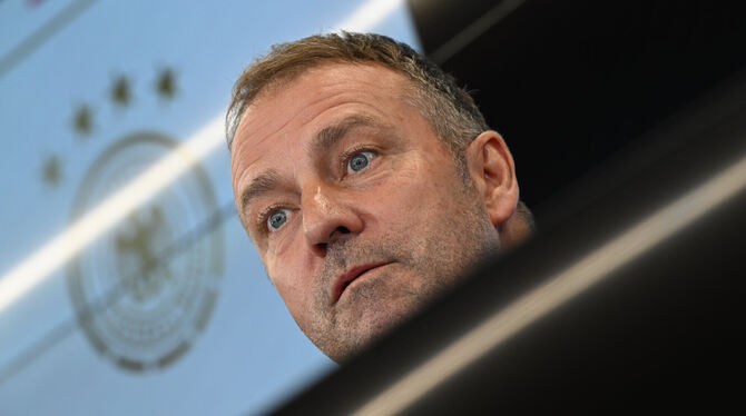Hält die Nominierung von Mario Götze für eine Selbstverständlichkeit: Bundestrainer Hansi Flick. FOTO: DEDERT/DPA