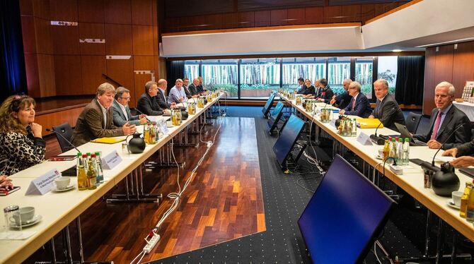 Tarifverhandlungen Tarifverhandlungen