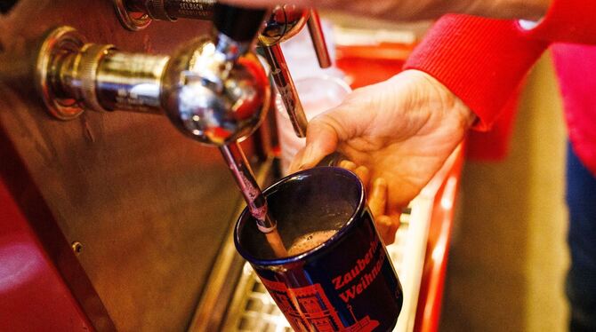 Weihnachtsmarkt gestartet Weihnachtsmarkt gestartet