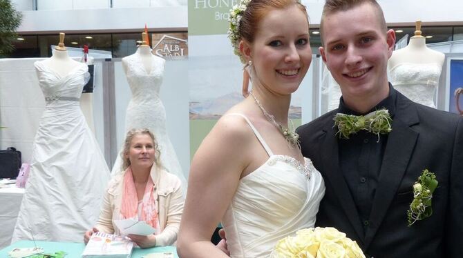 Modischer Blumenschmuck für die Trauung: Larissa Killinger und Falk Speier zeigten sich als Modelle auf der Hochzeitsmesse. Priv