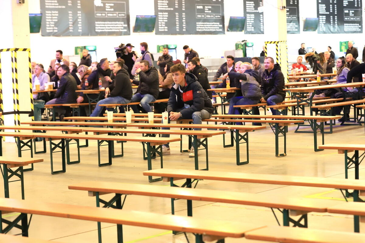 Fußball_WM_Public-Bauhaus-IMG_0579_