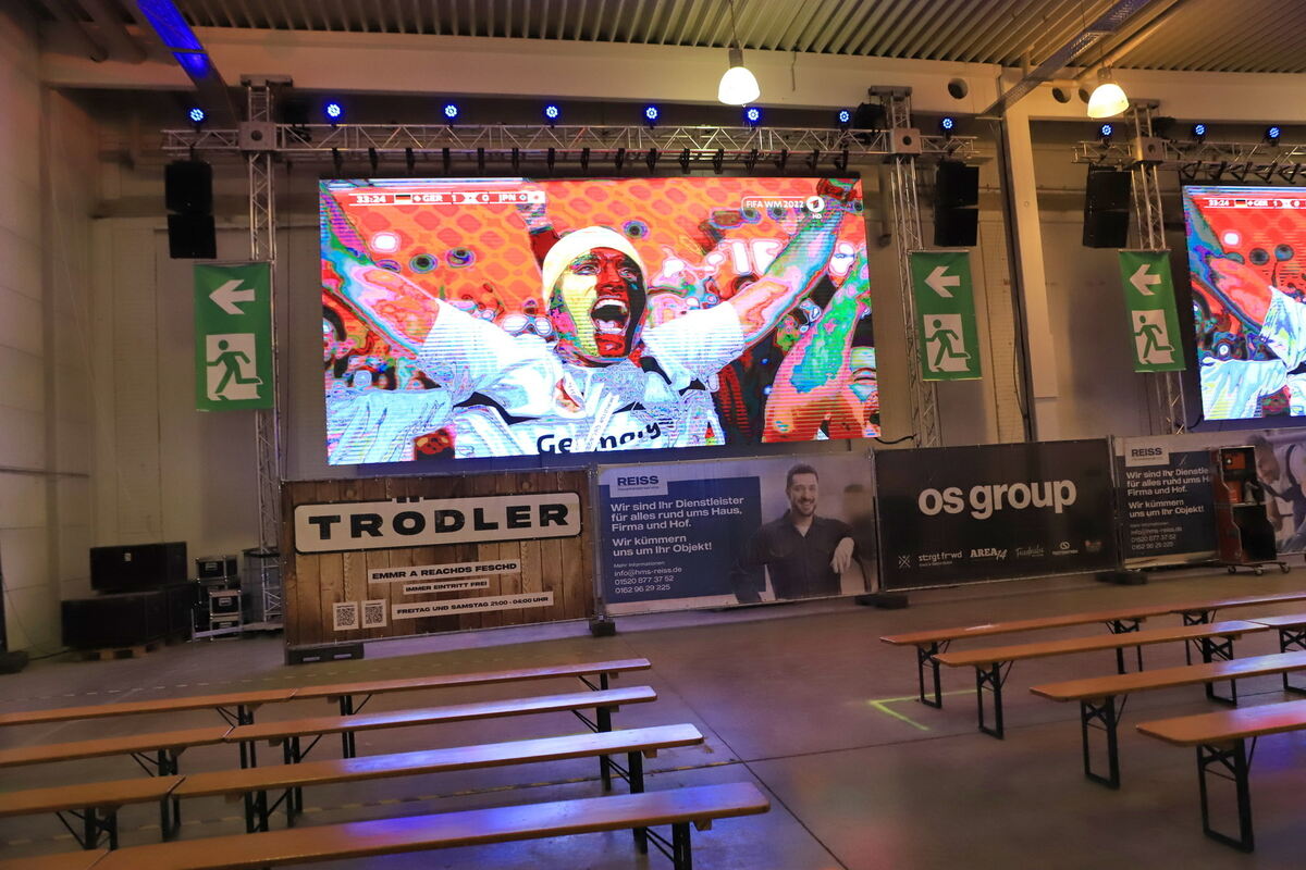 Fußball_WM_Public-Bauhaus-IMG_0578_