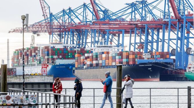 Containerterminal im Hamburger Hafen
