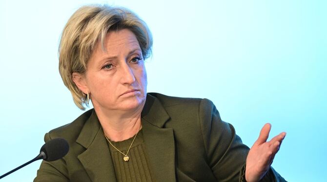 Nicole Hoffmeister-Kraut (CDU)