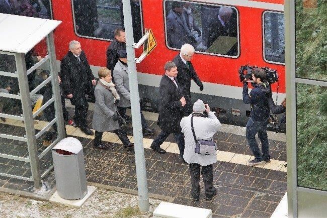 12_22_Einfahrt_Zug_16