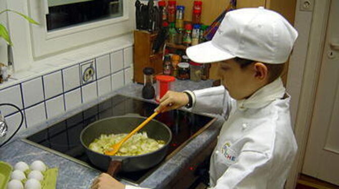 Christoph Schütz aus Bad Urach empfiehlt Chicoree mit Spiegeleiern.
FOTO: PR Christoph Schütz aus Bad Urach empfiehlt Chicoree mit Spiegeleiern.
FOTO: PR
