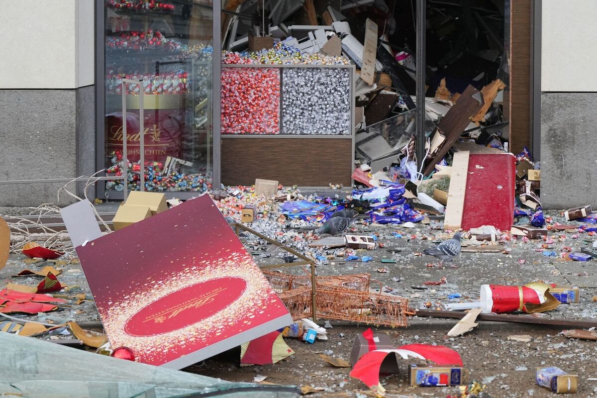 Geschäft beschädigt