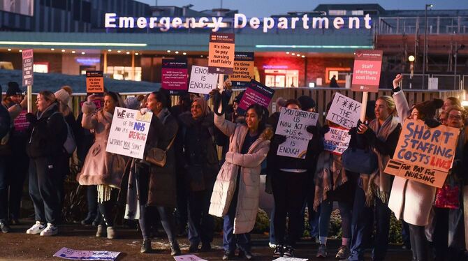 Streik des britischen Klinikpersonals