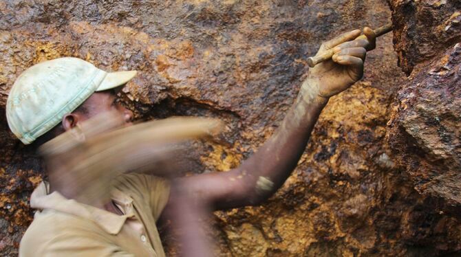 Einhaltung von Menschenrechten in Lieferketten
