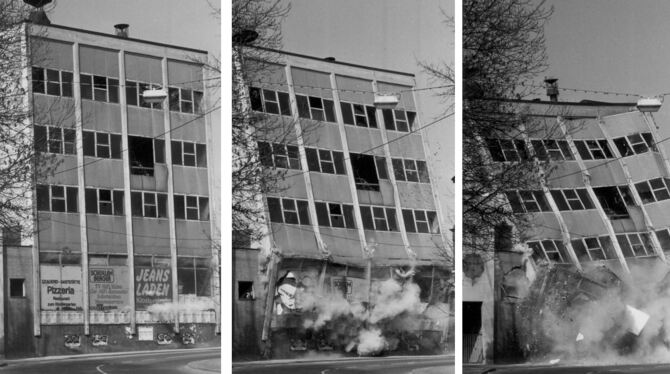 Auch die Sprengung des Sudhauses der ehemaligen Klosterbrauerei in Pfullingen im Jahr 1993 ist in dem Band dokumentiert.  GEA-AR